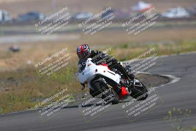 media/Apr-24-2022-TrackXperience (Sun) [[0a4e3d9450]]/Group 3/session 5 turn 6/